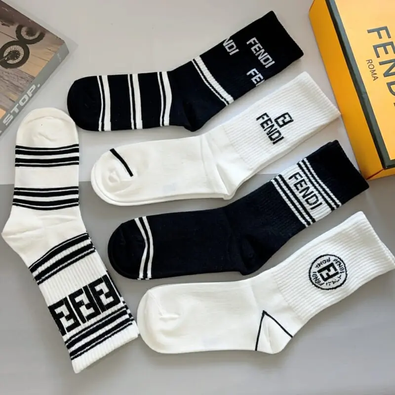 fendi chaussettes pour homme s_12500133